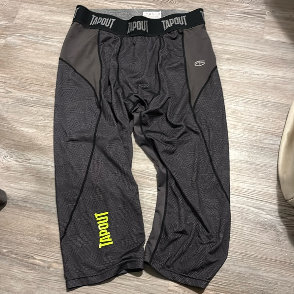 🌸Tapout Black and Gray Athletic Shorts